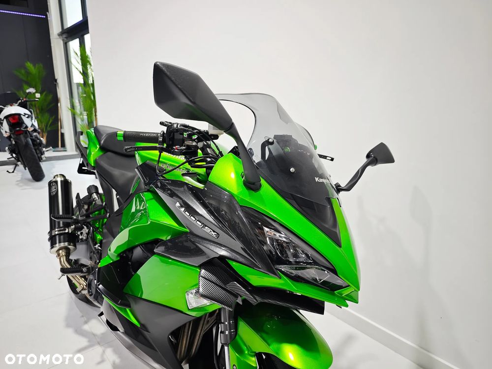 Kawasaki Ninja 1000 SX - 12