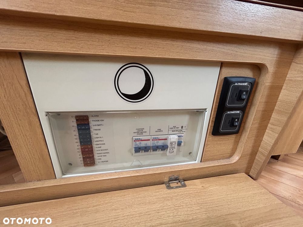 Lunar Quasar 462 - 24