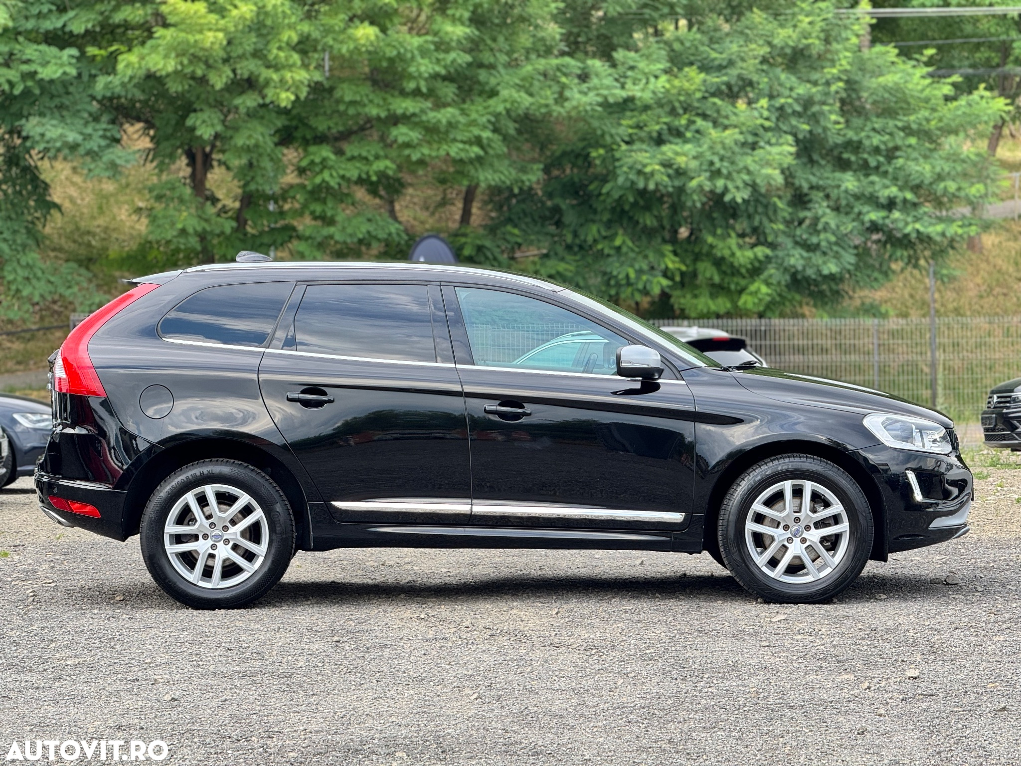 Volvo XC 60 D5 AWD Geartronic Summum - 21