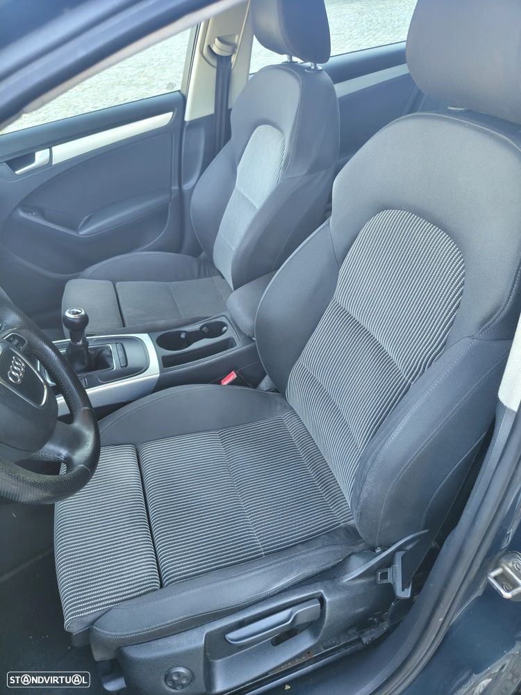 Audi A4 Avant 2.0 TDI DPF Ambiente - 5