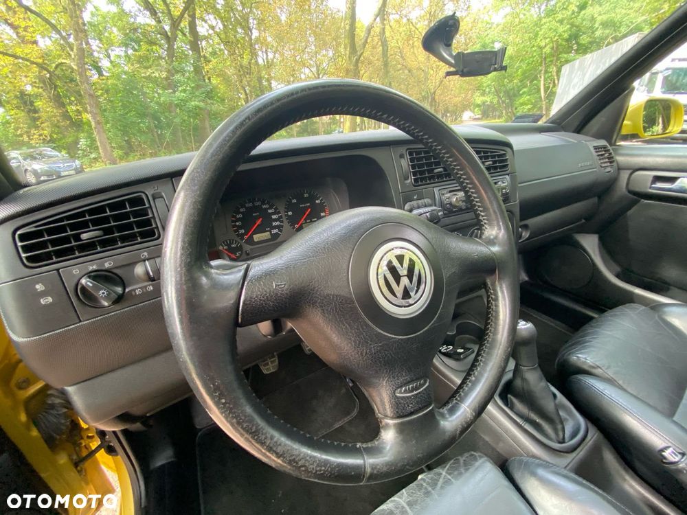 Volkswagen Golf - 18