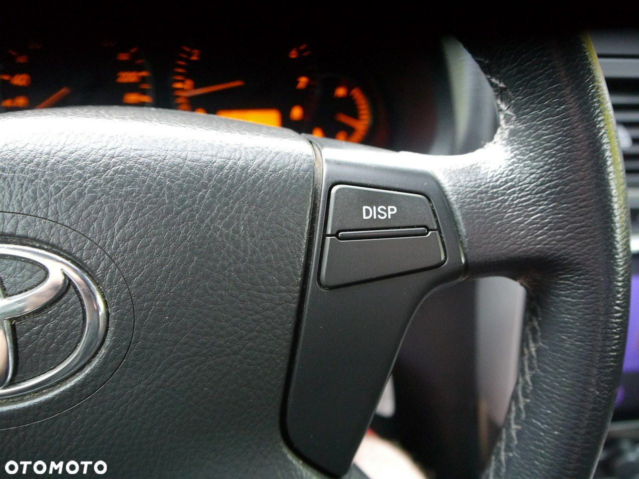 Toyota Avensis 1.8 VVT-i Sol - 32