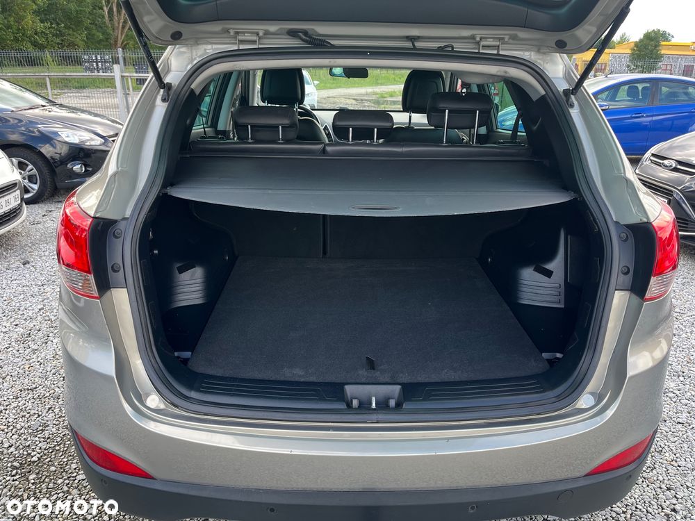 Hyundai ix35 2.0 CRDi Premium 2WD - 18