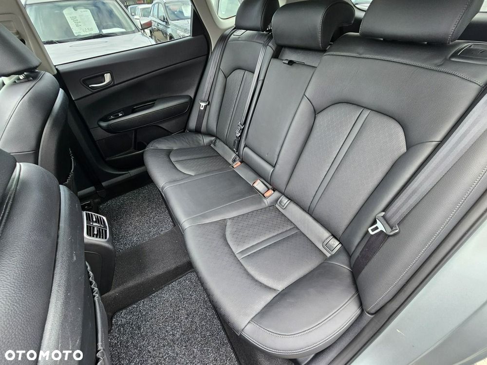 Kia Optima - 19