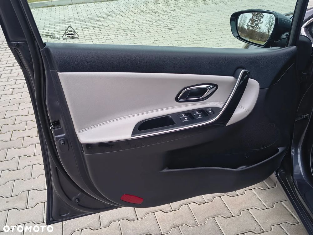 Kia Ceed 1.6 CRDi 128 Platinum Edition - 19