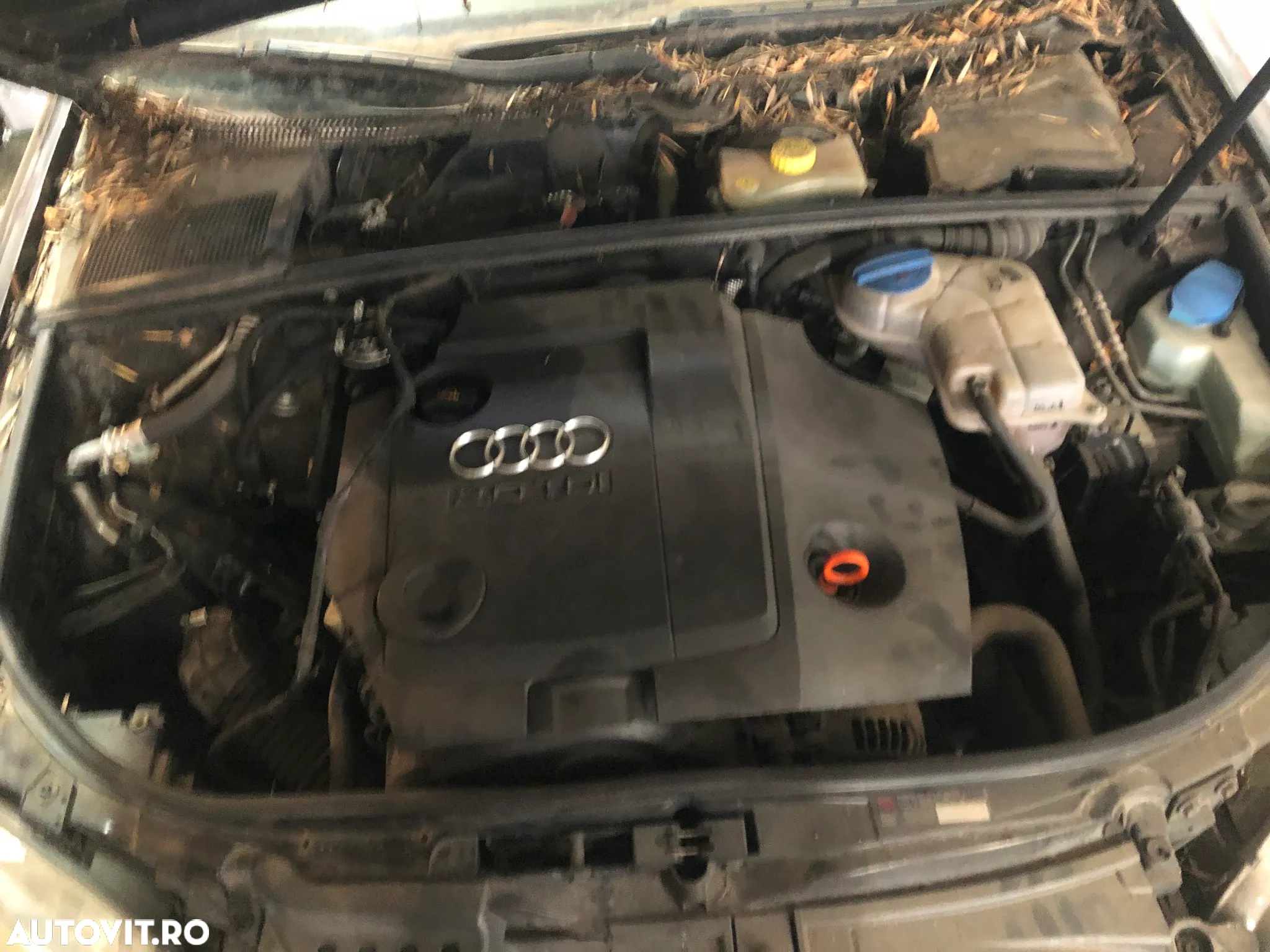 Dezmembrez Audi A4 B7 break 2.0 automat albastru 2006 - 4