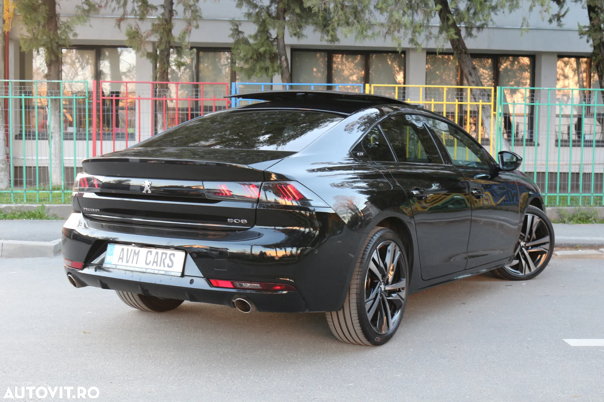 Peugeot 508 PureTech 180 EAT8 GT - 4