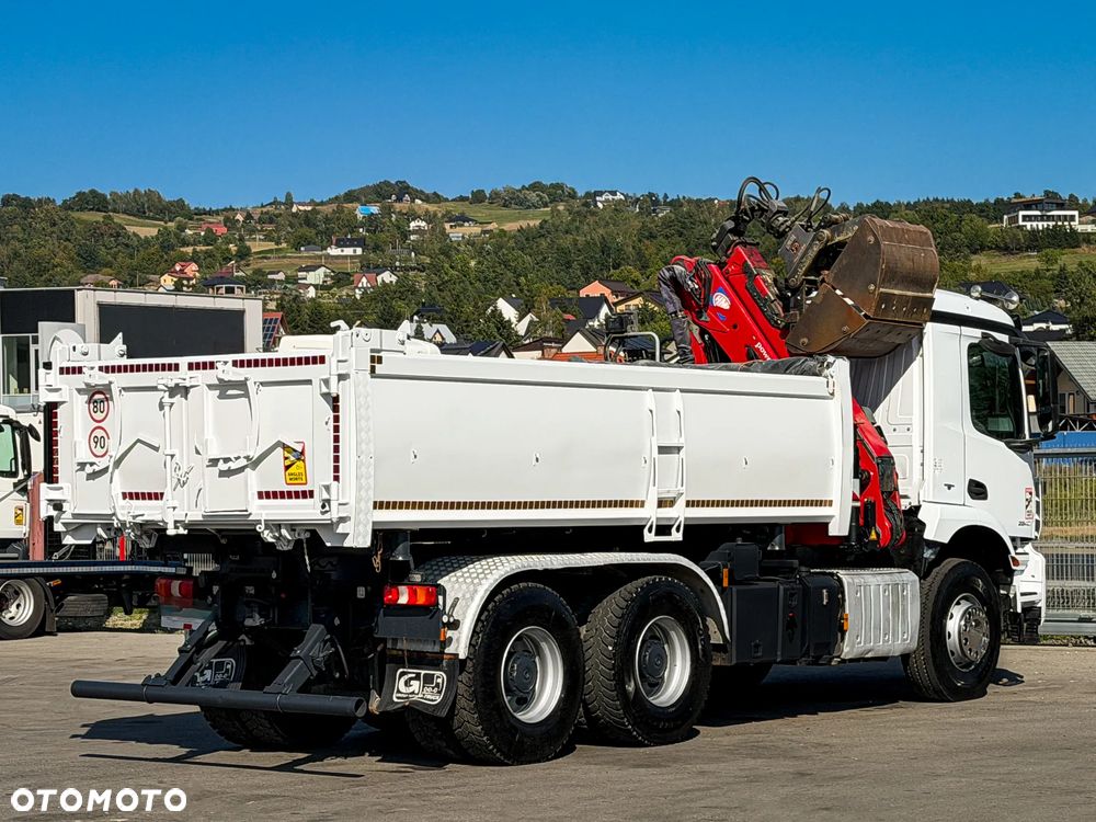 Mercedes-Benz Arocs 2640 * Wywrotka 5,00 m / HMF 1643 Z2 + Pilot / Bordmatic / 6x4! - 8