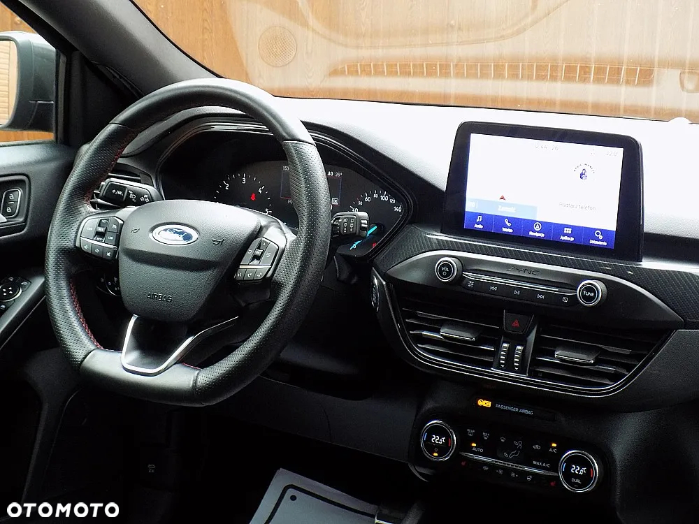 Ford Focus Turnier 1.5 EcoBlue Start-Stopp-System ST-LINE DESIGN - 19