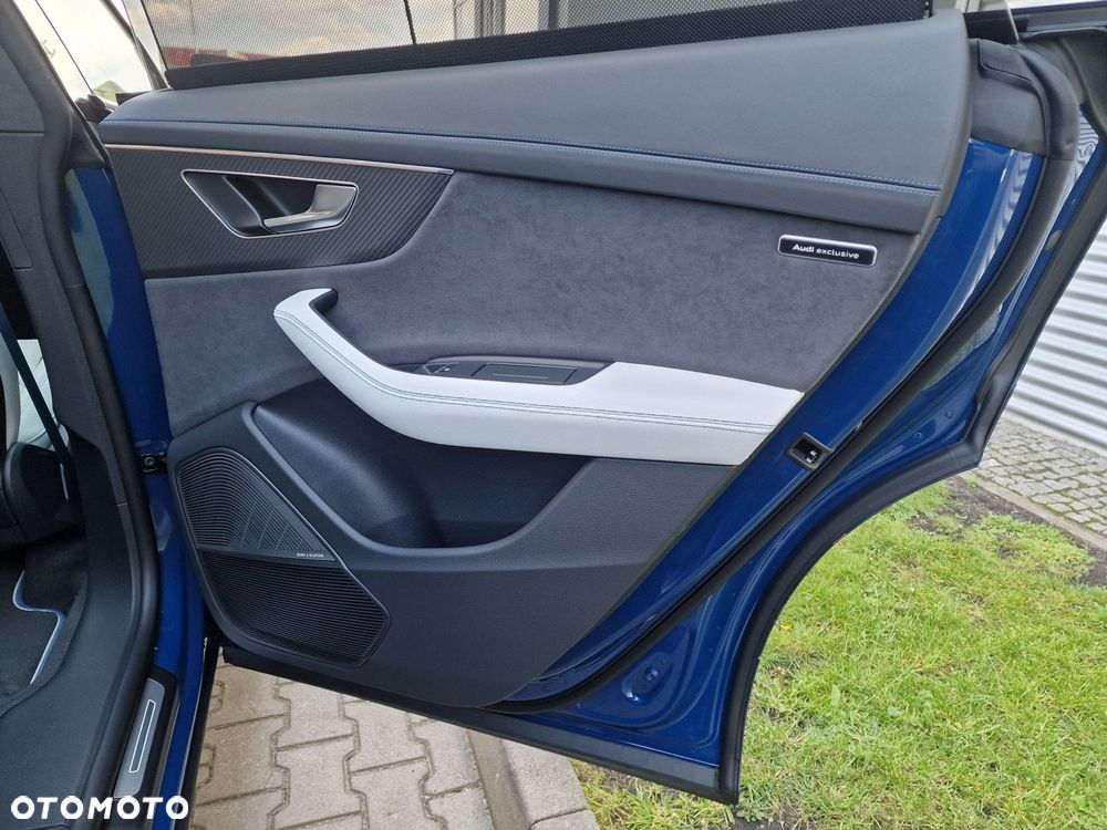 Audi RS Q8 - 13