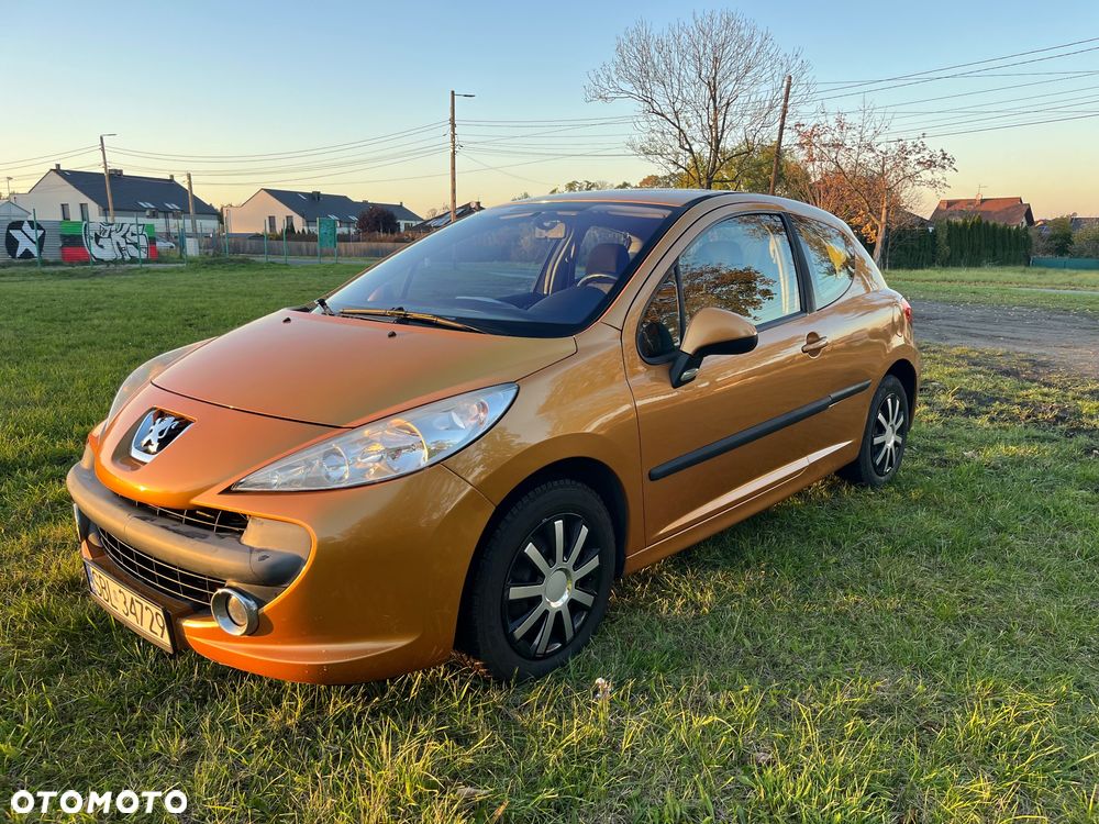 Peugeot 207 1.4 16V Presence - 33