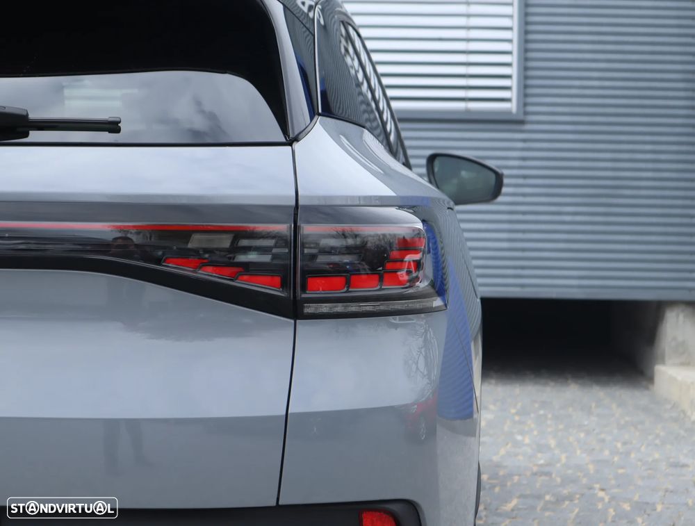 VW ID.4 4Motion GTX - 16