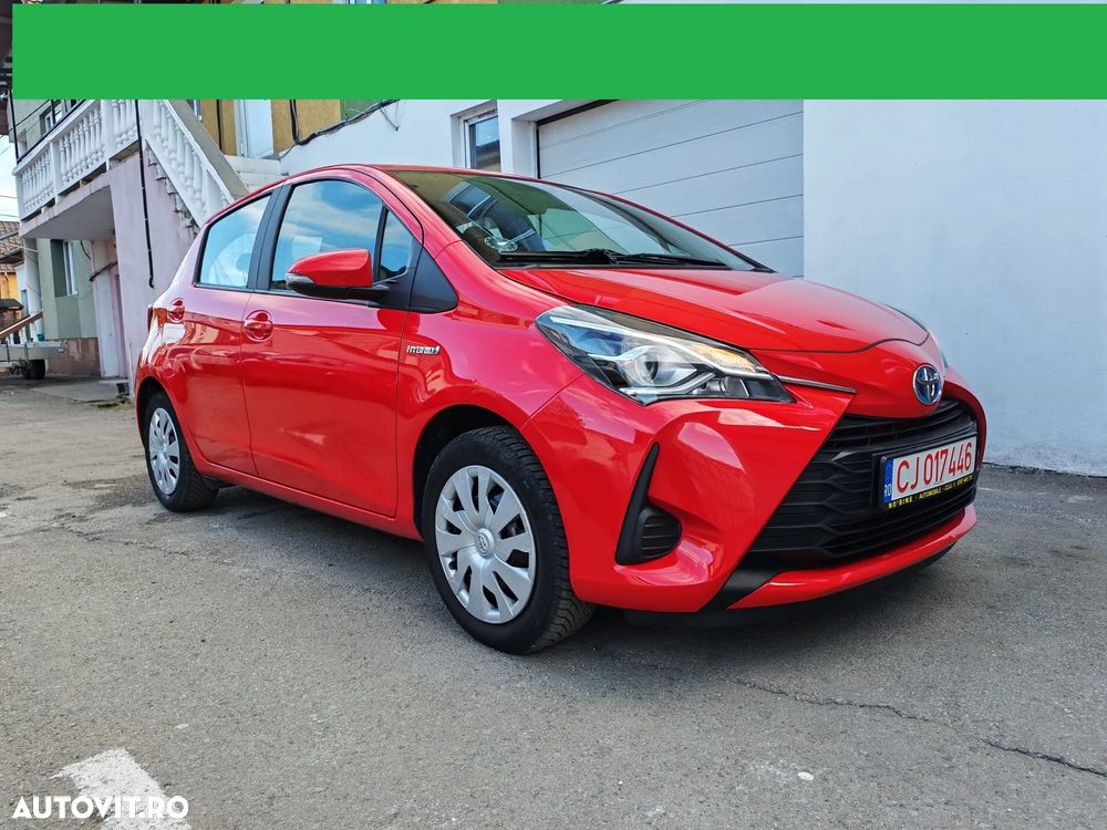 Toyota Yaris 1.5 VVT-i HSD Sol - 1