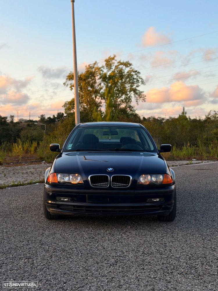 BMW 320 d - 1