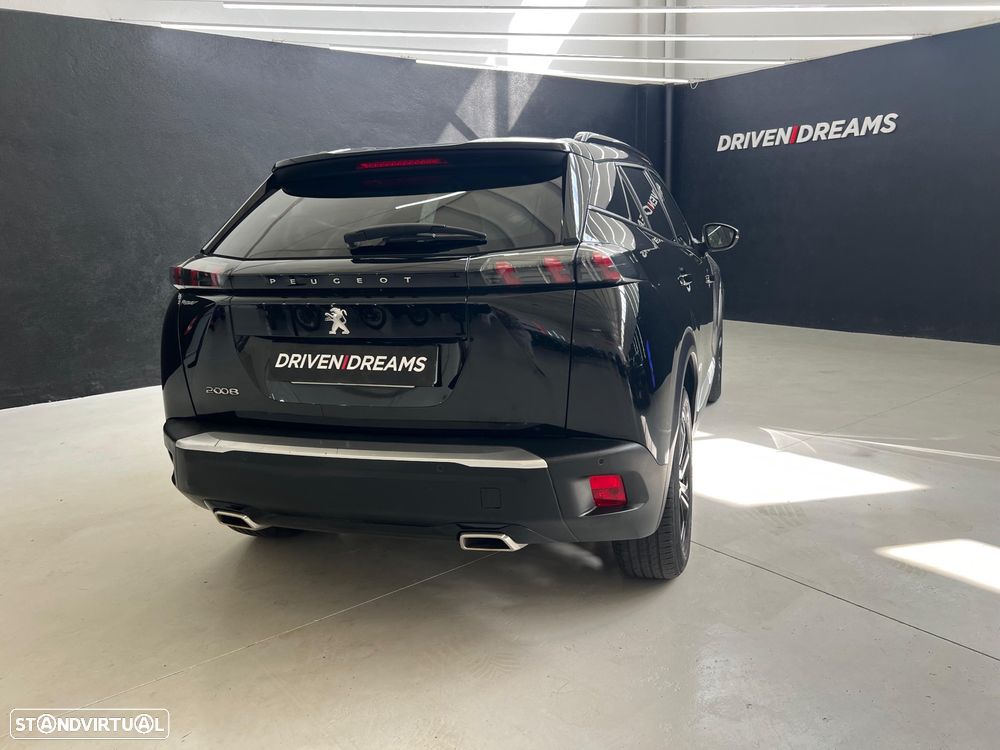 Peugeot 2008 1.2 PureTech Allure Pack EAT8 - 22