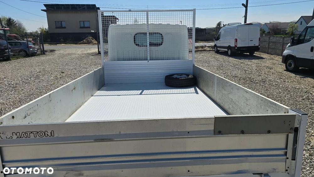 Nissan Cabstar - 9