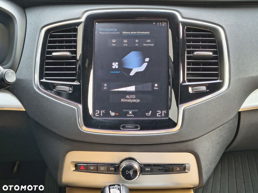 Volvo XC 90 - 20