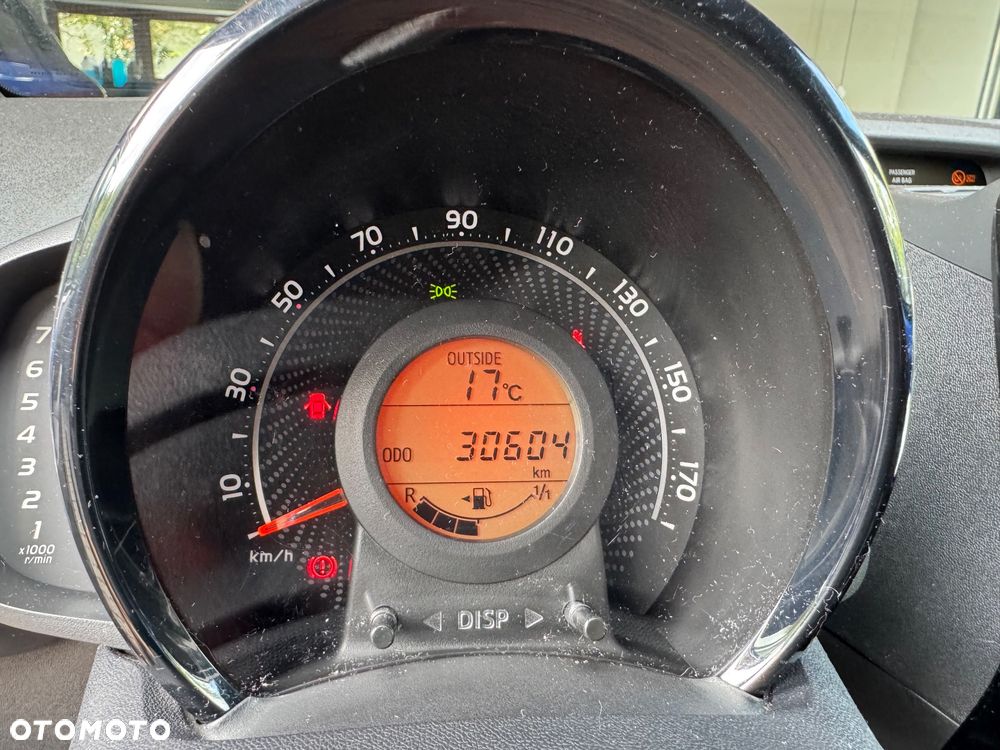 Toyota Aygo 1.0 VVT-i Color Edition - 33