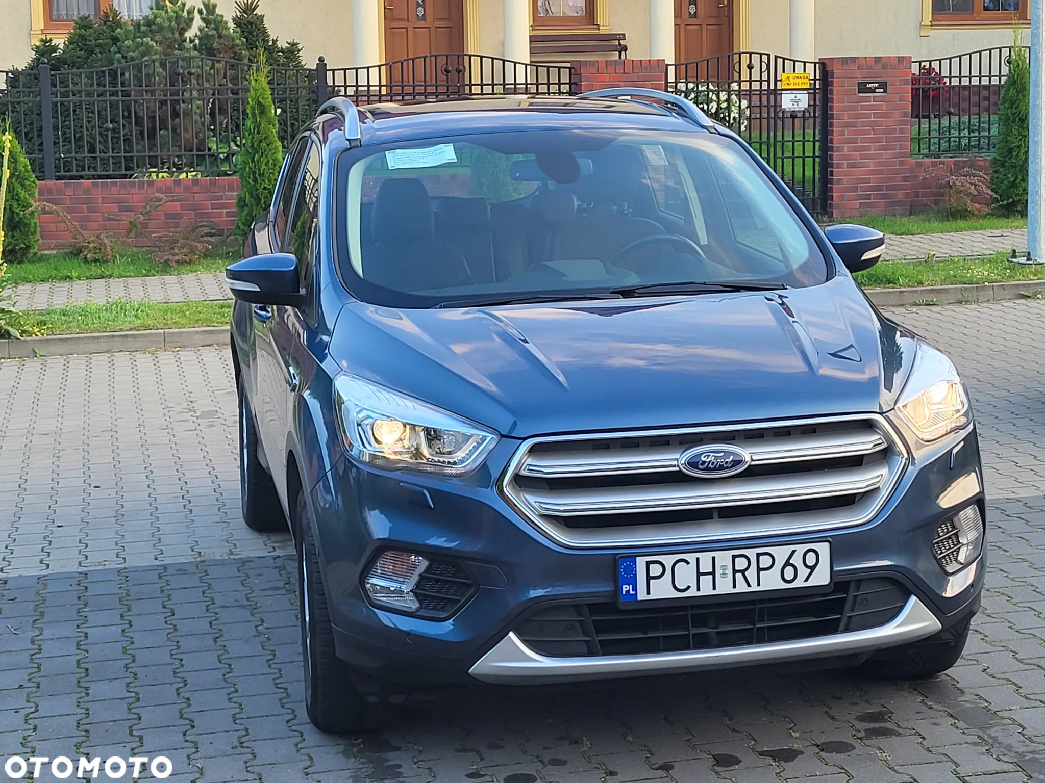 Ford Kuga 2.0 TDCi 4x4 Titanium - 27