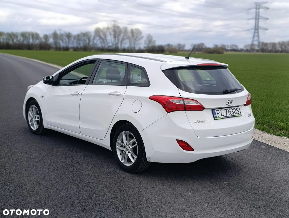 Hyundai i30 1.6 CRDi Classic - 4