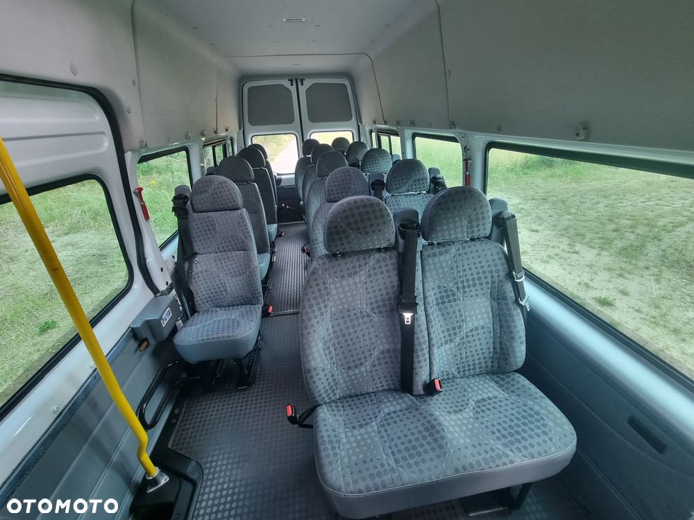 Ford Transit - 16