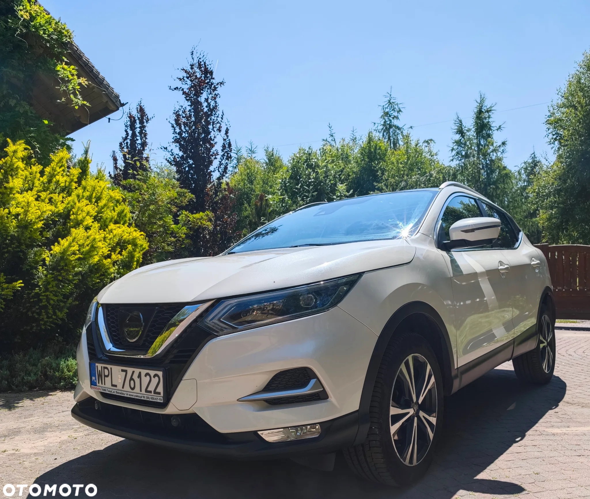 Nissan Qashqai 1.6 DIG-T N-Connecta - 4