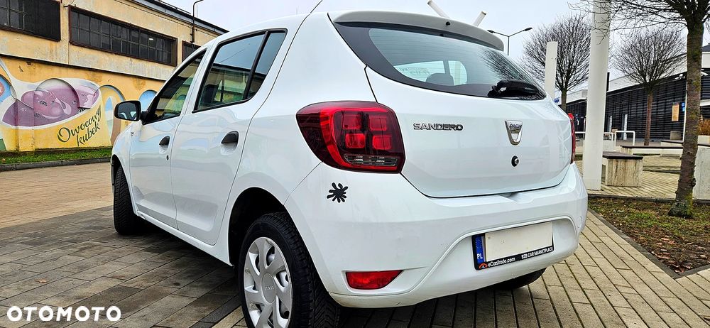 Dacia Sandero - 4
