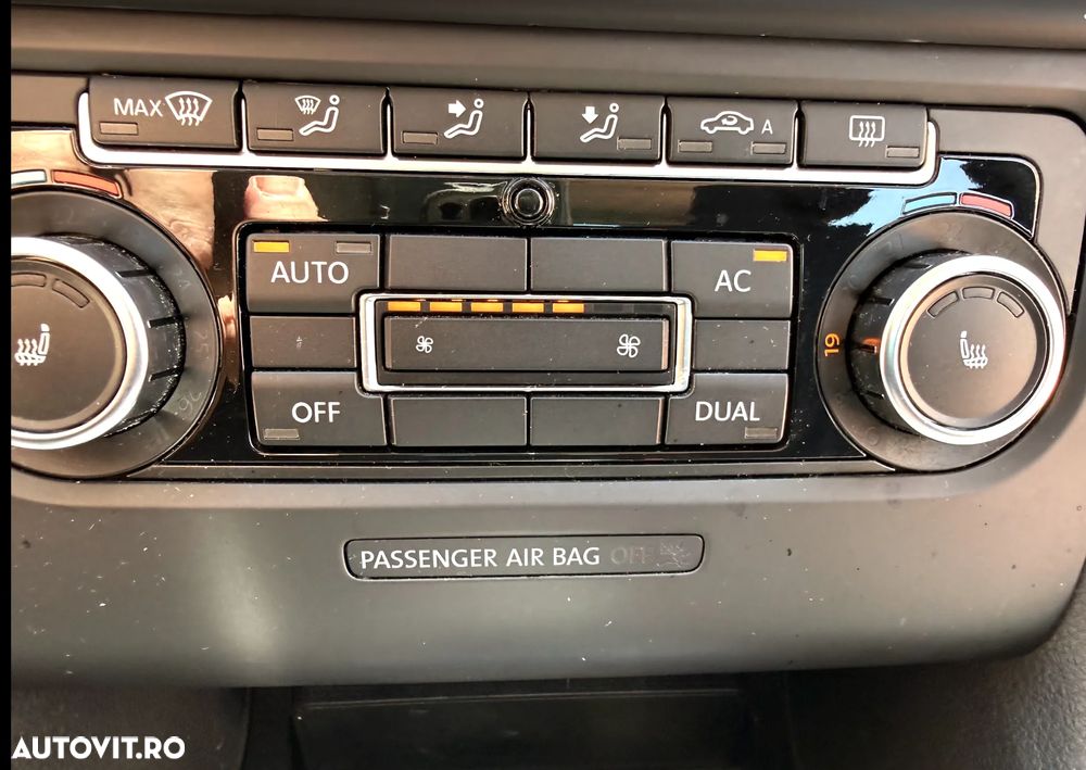 Volkswagen Golf 1.4 TSI Highline DSG - 19