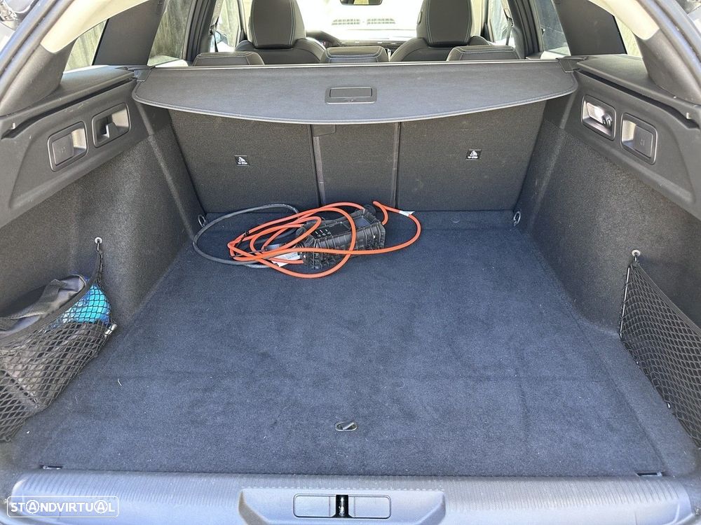 Peugeot 308 SW 1.6 Hybrid Allure Pack e-EAT8 - 26