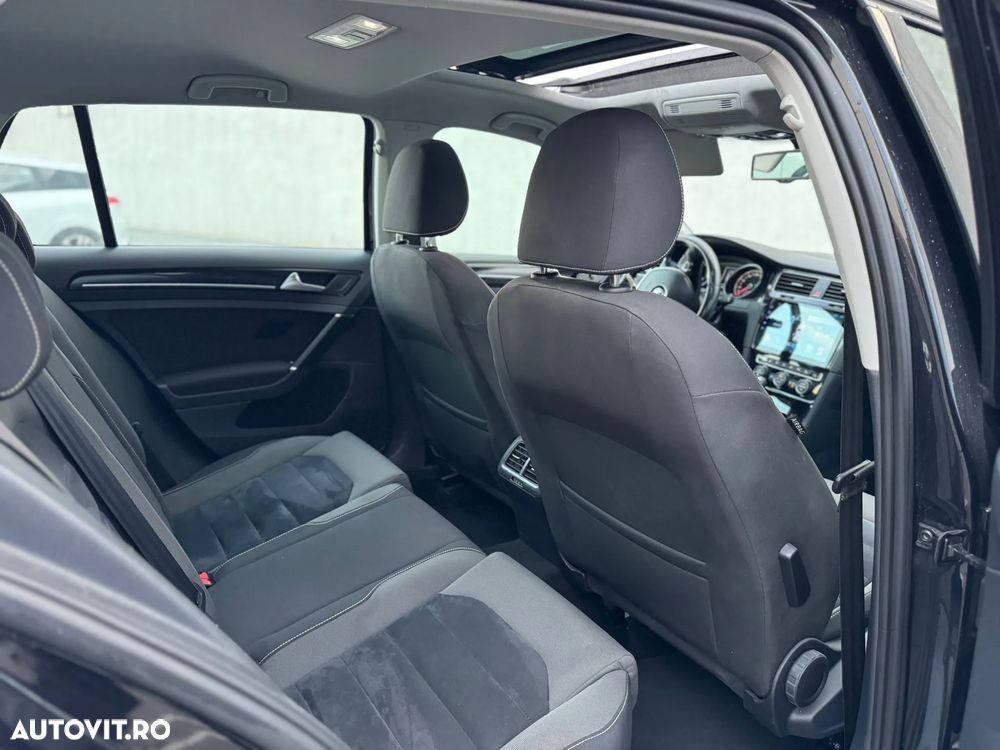 Volkswagen Golf 2.0 BlueTDI DSG Comfortline - 8