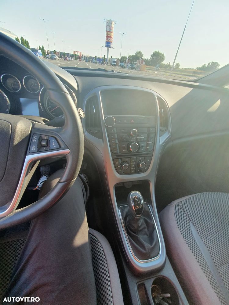 Opel Astra 1.4 Turbo ECOTEC Enjoy - 5