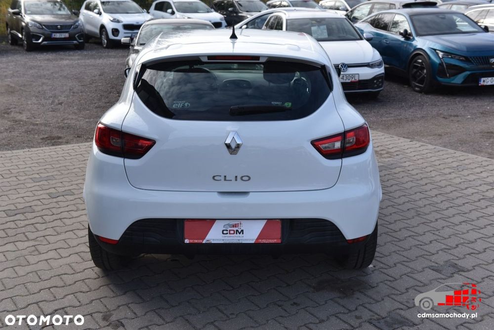 Renault Clio - 8