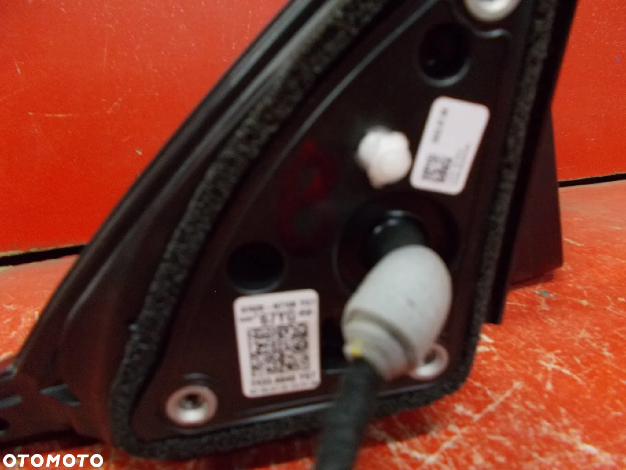 HYUNDAI TUCSON IV 20- LUSTERKO  PRAWE 8 PIN 87620-N7150 - 5