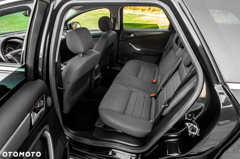 Ford Mondeo 2.0 TDCi Titanium X - 23