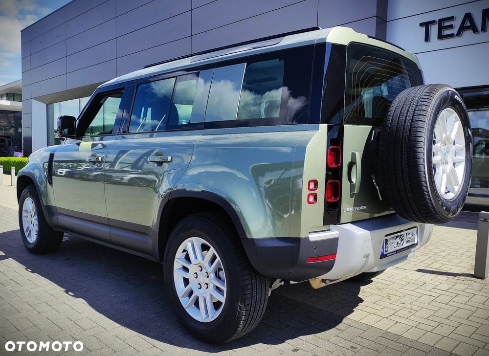 Land Rover Defender - 18