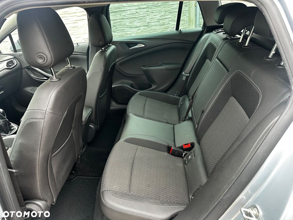 Opel Astra 1.4 Turbo Innovation - 12