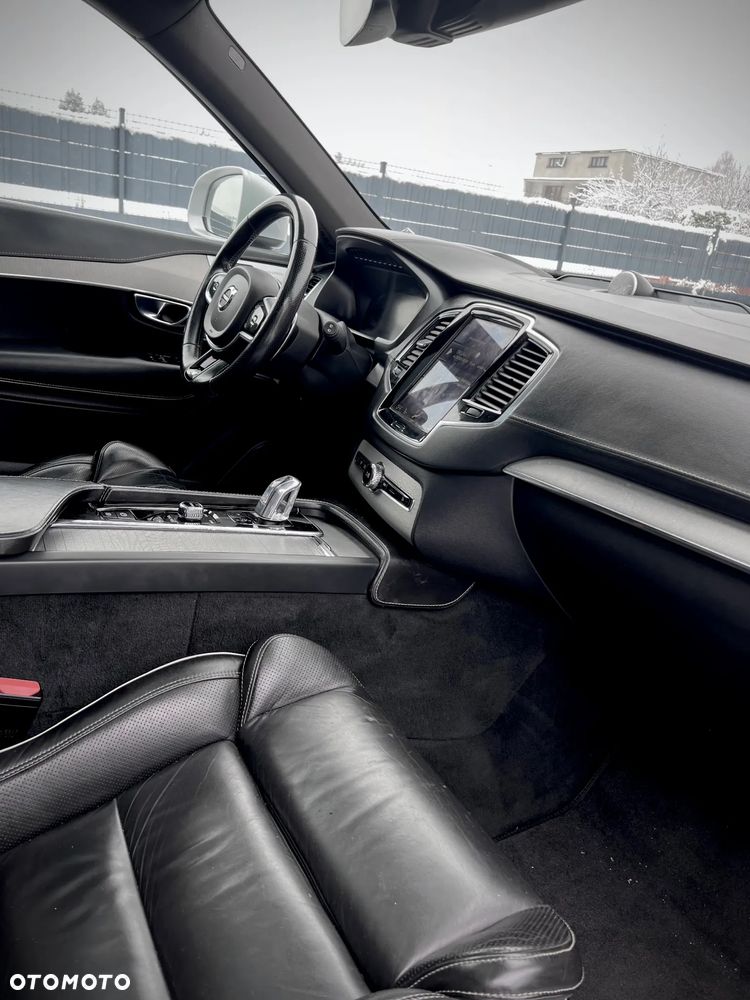 Volvo XC 90 - 13