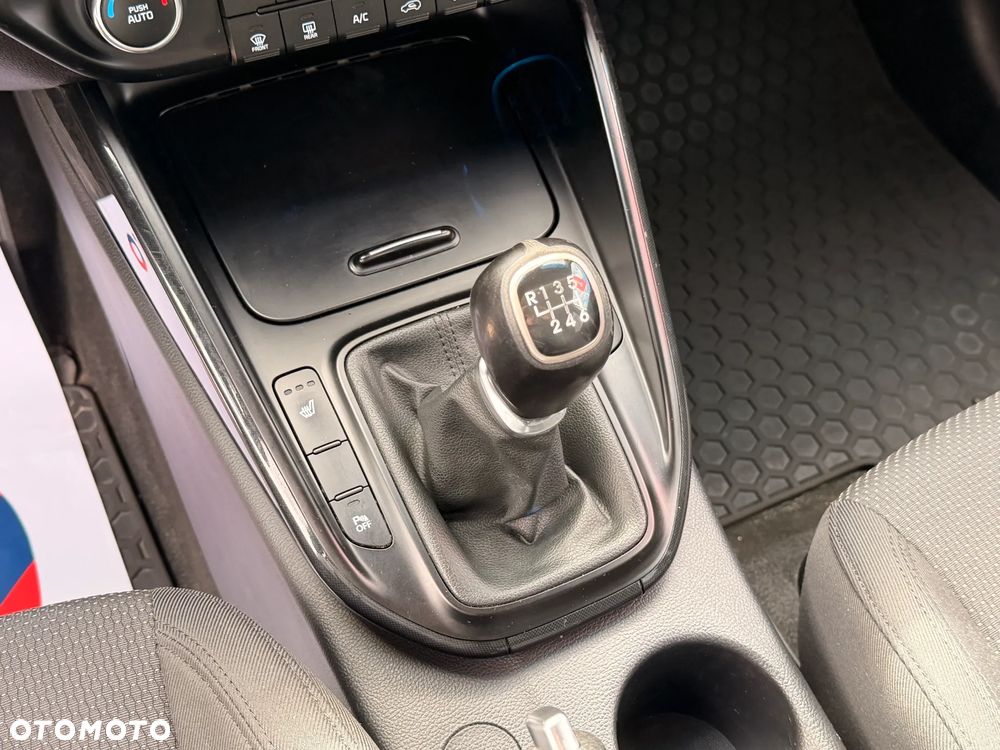 Kia Carens 1.7 CRDi 115 Dream Team Edition - 18