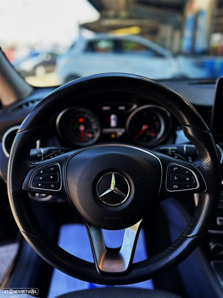 Mercedes-Benz CLA 220 d Shooting Brake Urban Aut. - 10