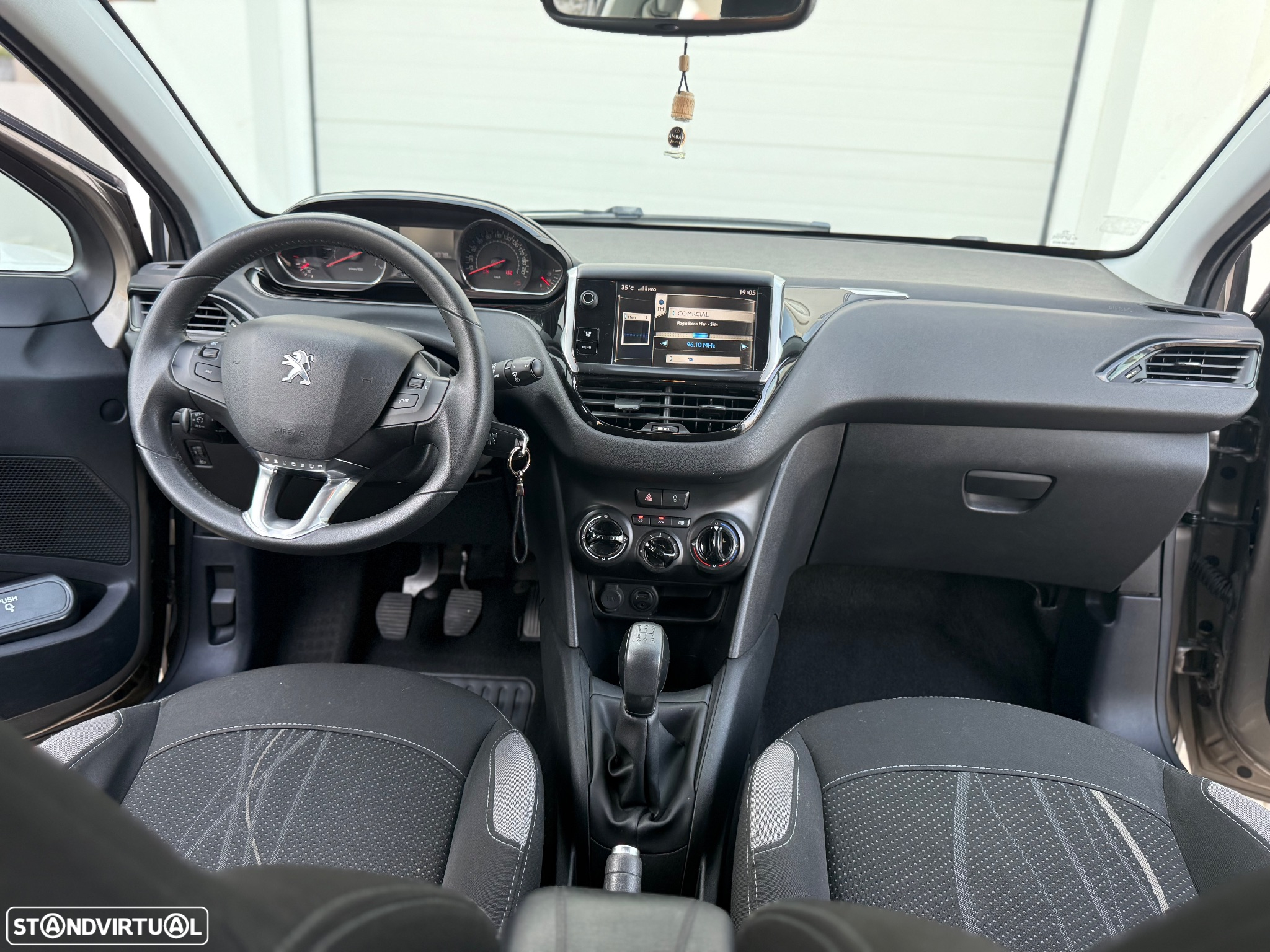 Peugeot 208 1.2 VTi Active - 17
