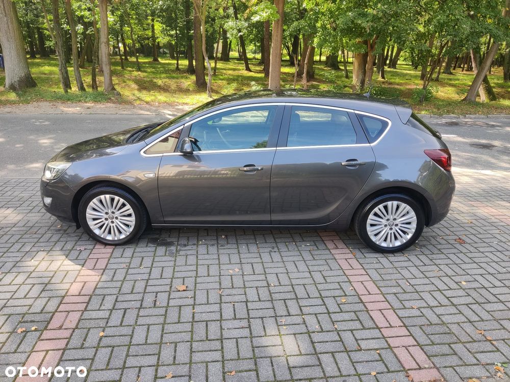 Opel Astra 1.4 Turbo Automatik Cosmo - 17