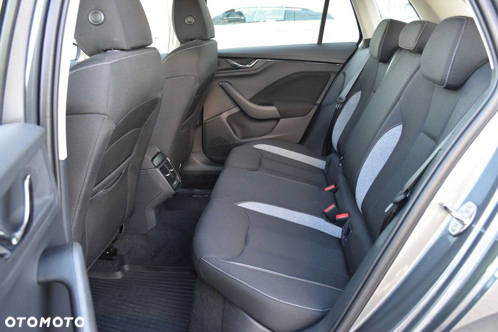 Skoda Kamiq 1.0 TSI Selection - 31