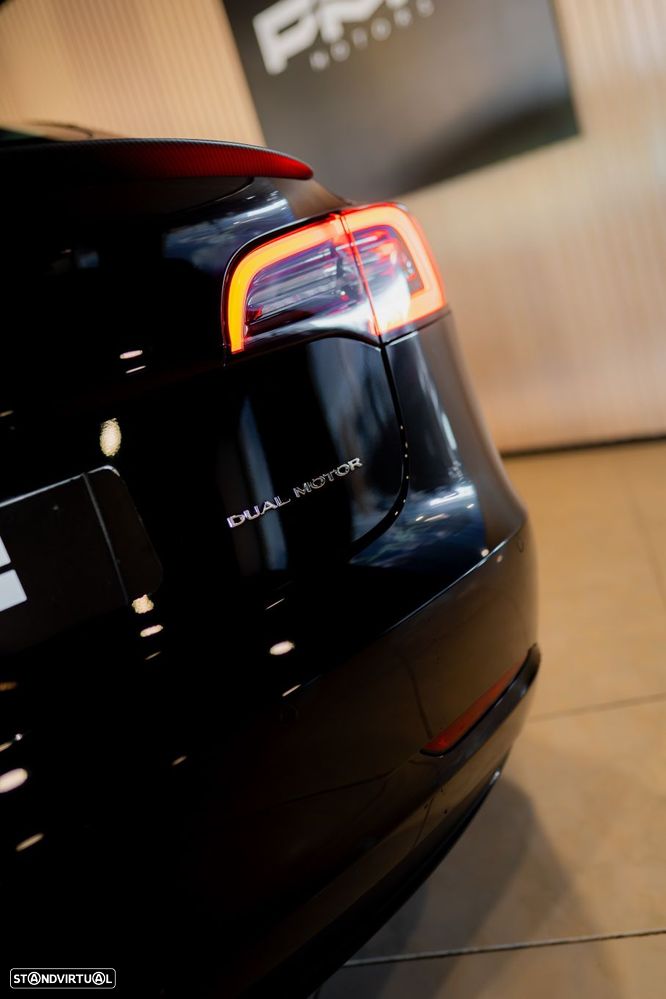 Tesla Model 3 Long-Range Dual Motor AWD - 13