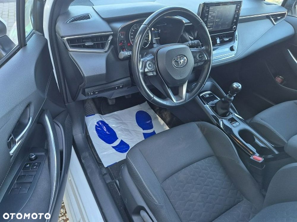 Toyota Corolla - 18