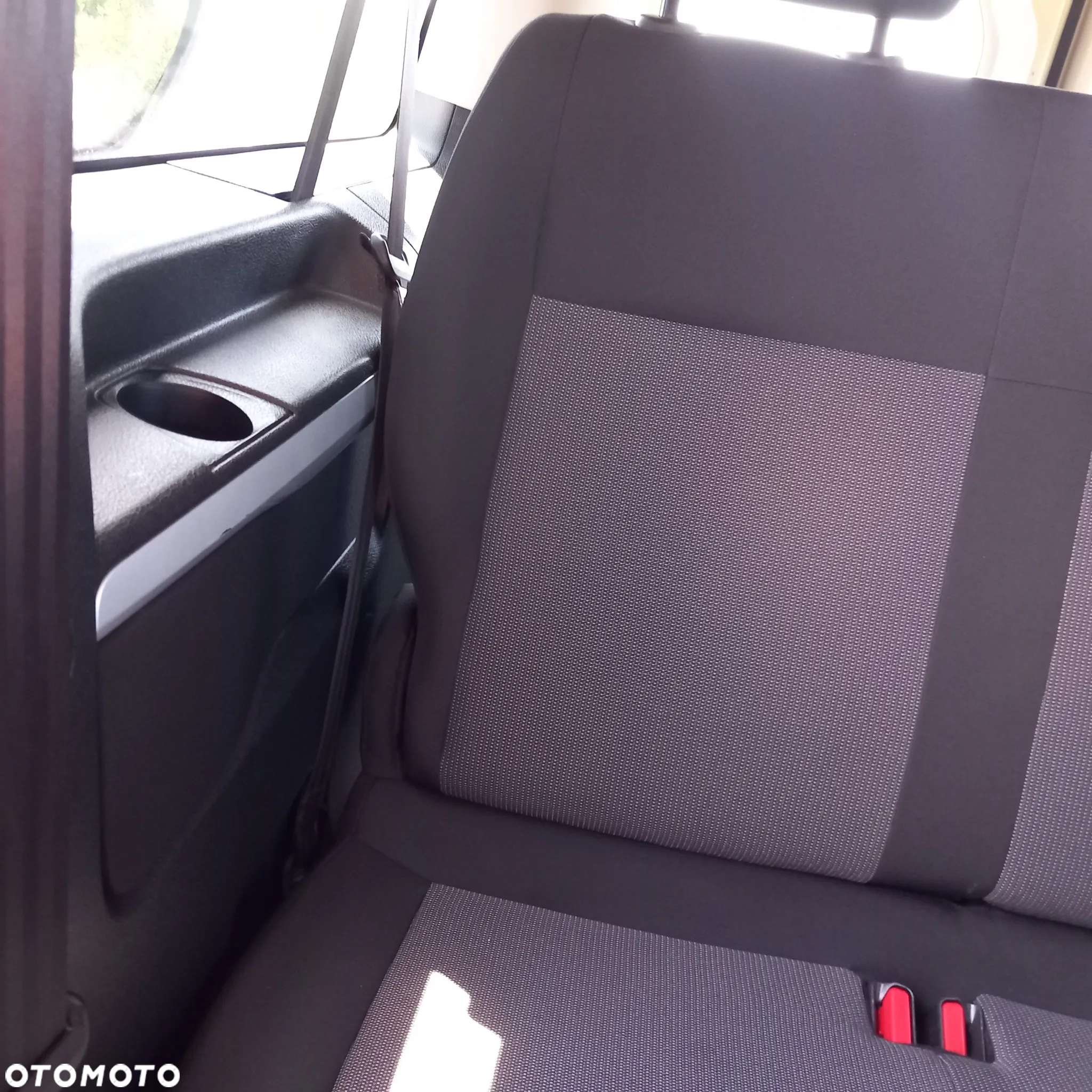 Toyota ProAce Kombi 2.0 D-4D Medium 2,8t - 22