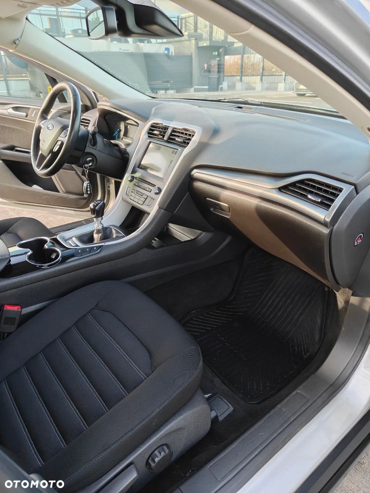 Ford Mondeo 1.5 EcoBoost Trend - 8