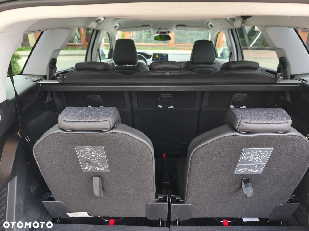 Peugeot 5008 1.5 BlueHDi Allure S&S EAT8 - 35