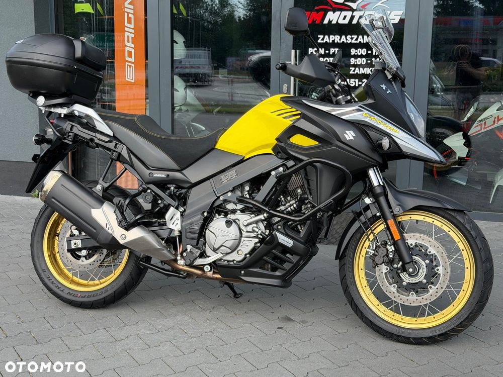 Suzuki V-STROM - 1