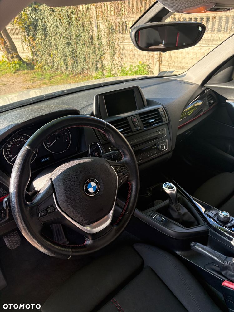 BMW Seria 1 118d Sport Line - 6
