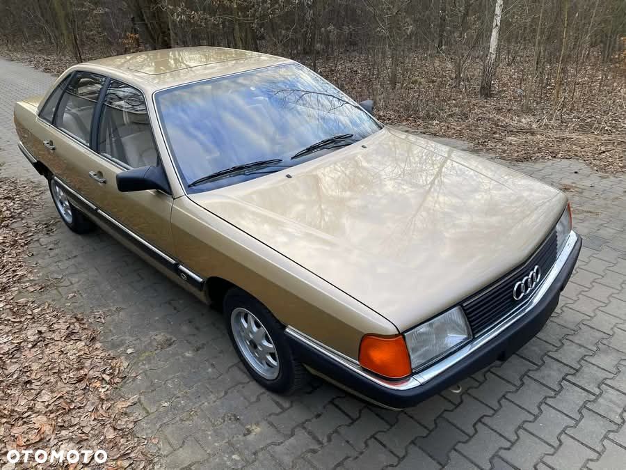 Audi 100 - 11